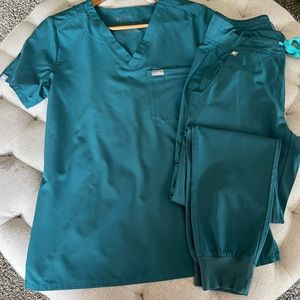 Figs Scrubs -Caribbean